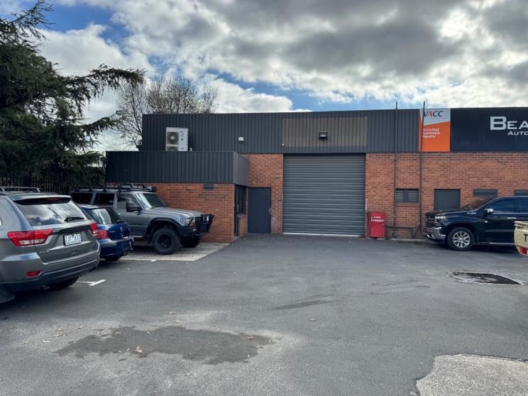 Click to view all images Unit 4/86-92 Old Princes Highway Beaconsfield VIC 3807 - Image 3