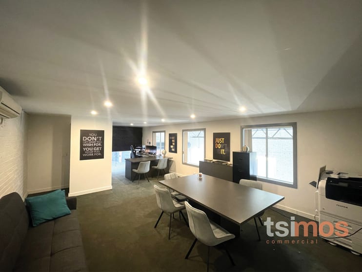 Click to view all images 10/21-23 Capella Crescent Moorabbin VIC 3189 - Image 2