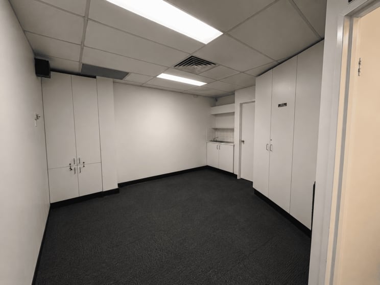 Click to view all images 9/10-12 Edgeworth David Avenue Hornsby NSW 2077 - Image 3