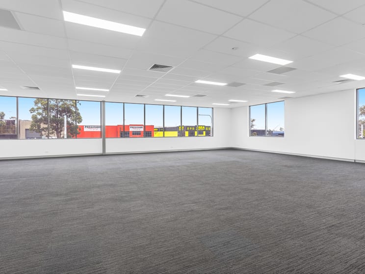 Click to view all images Wetherill Park NSW 2164 - Image 3