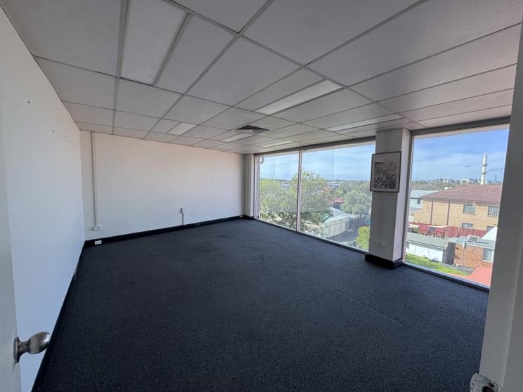 Click to view all images Level 1 Suite 4a/1 Station Road Auburn NSW 2144 - Image 3