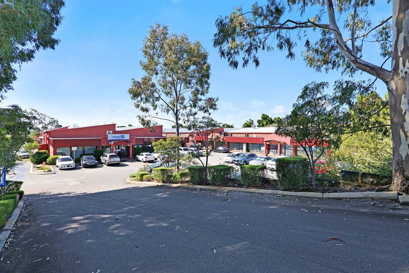 Click to view all images 9/184 Raleigh Street Carlisle WA 6101 - Image 2