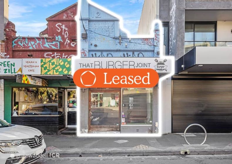 Click to view all images 221 Barkly Street St Kilda VIC 3182 - Image 1