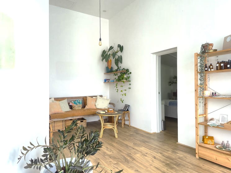 Click to view all images 4/91 Hampton Road Fremantle WA 6160 - Image 2