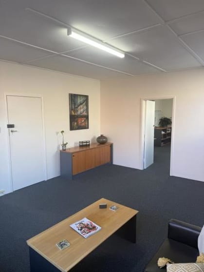Click to view all images 1409 Burke Road Kew VIC 3101 - Image 2