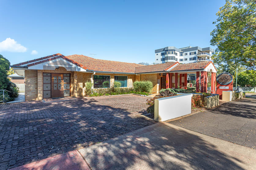 Click to view all images Suite 1/78 Margaret Street East Toowoomba QLD 4350 - Image 2