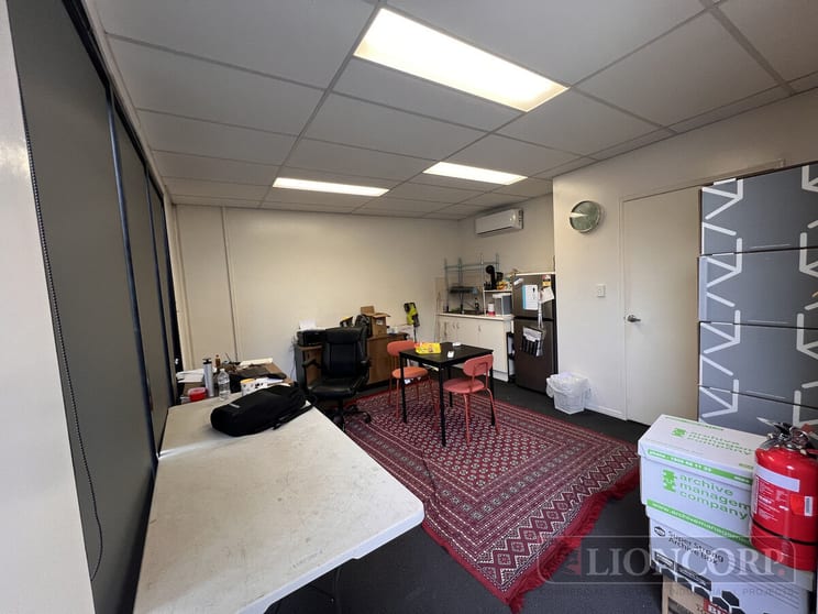 Click to view all images Richlands QLD 4077 - Image 2