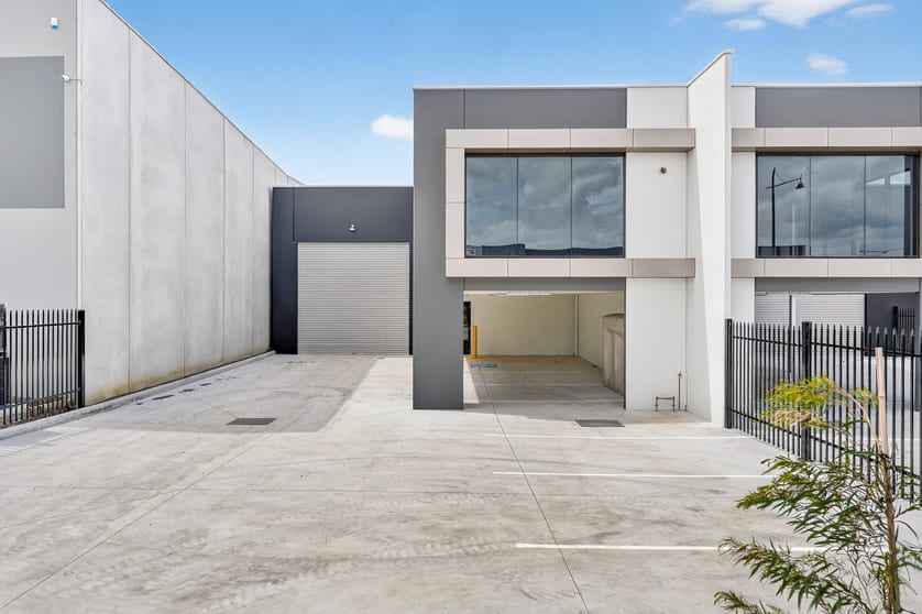 Units 1 & 2/23-25 Tarmac Way Pakenham VIC 3810 - Image 2