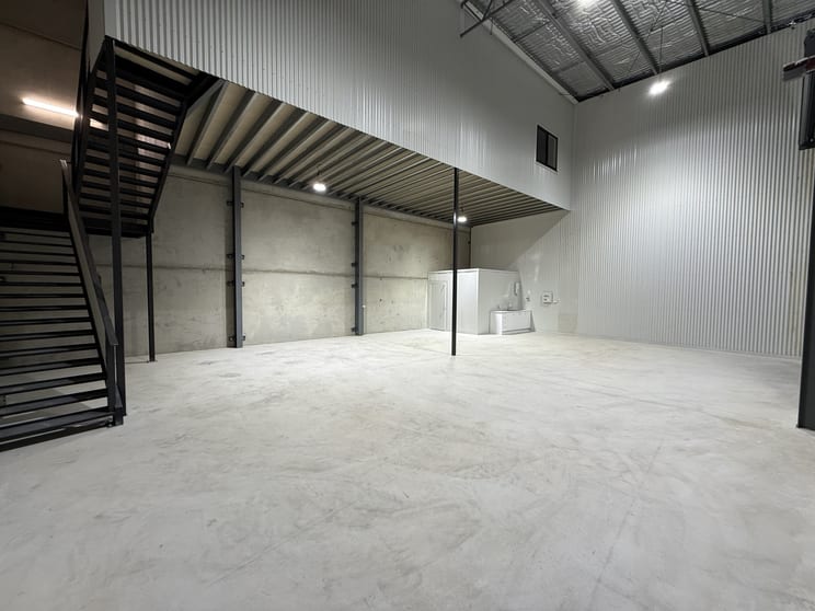 Click to view all images 3/36 Silva Avenue Queanbeyan East NSW 2620 - Image 3