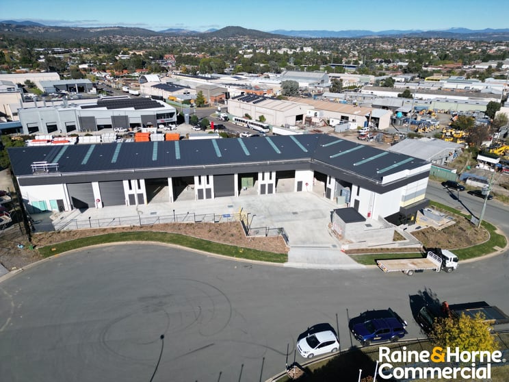 11/2 Dominion Place Queanbeyan NSW 2620 - Image 1
