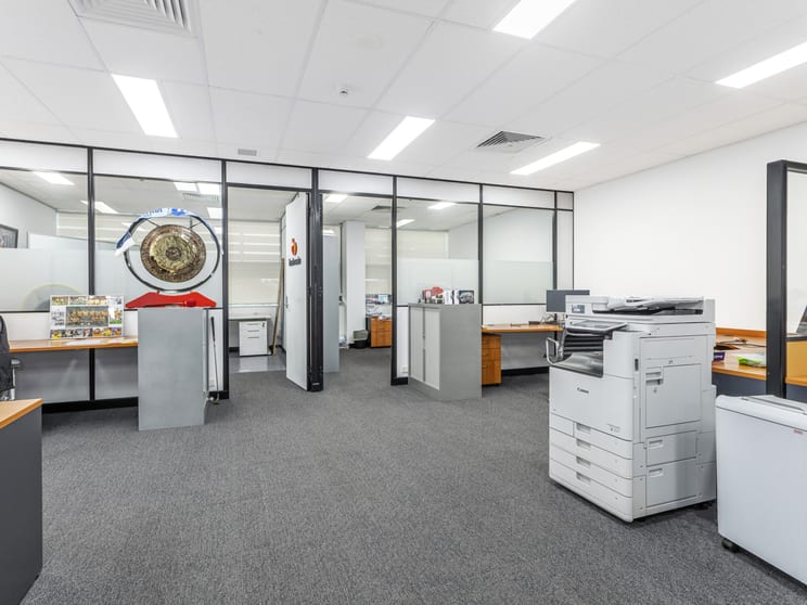 Click to view all images 102/447 Victoria Street Wetherill Park NSW 2164 - Image 3