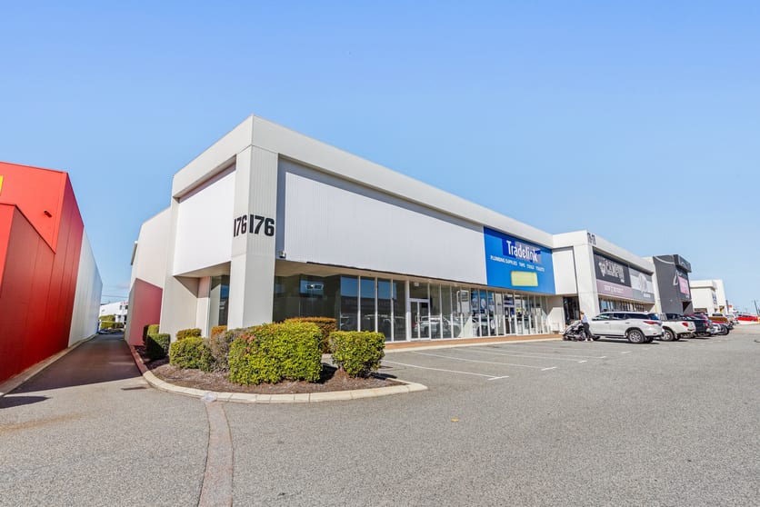 1/176-178 Bannister Road Canning Vale WA 6155 - Image 1