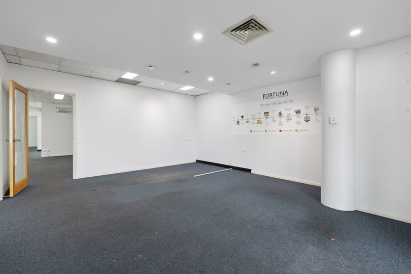 Click to view all images Ground/110 Erindale Rd Balcatta WA 6021 - Image 3