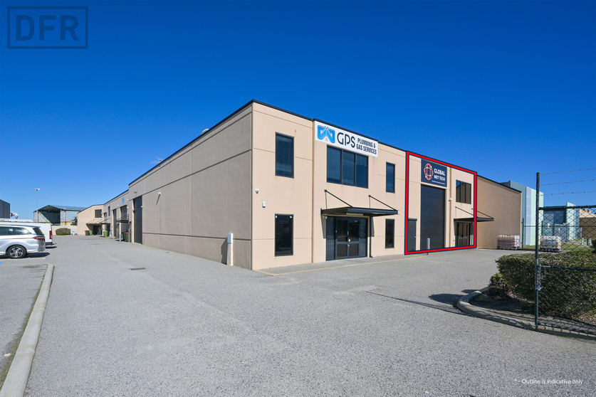Click to view all images 1/12 Helmshore Way Port Kennedy WA 6172 - Image 2