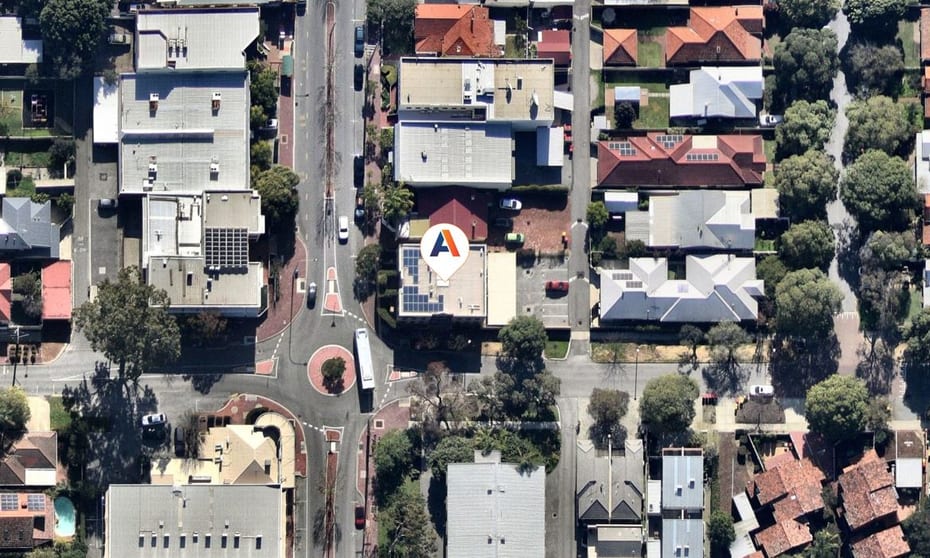 Click to view all images 2/208 Hampden Road Nedlands WA 6009 - Image 3
