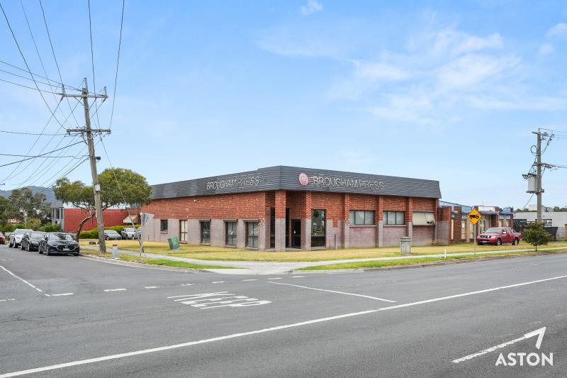 Click to view all images 33 Scoresby Road Bayswater VIC 3153 - Image 3