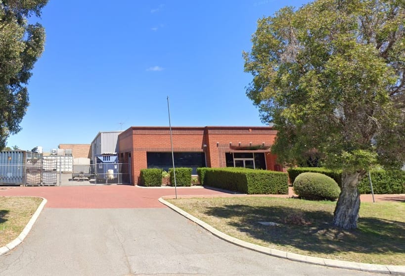Click to view all images 41 Denninup Way Malaga WA 6090 - Image 2