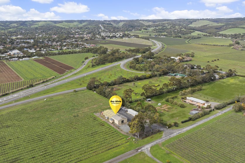 Click to view all images 32 Pethick Road Whites Valley SA 5172 - Image 1