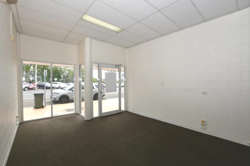 Click to view all images 34A Quay Street Bundaberg Central QLD 4670 - Image 2