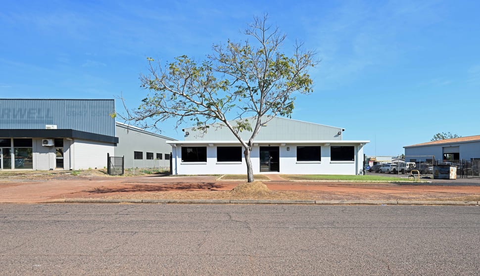 Click to view all images 56 Albatross Street Winnellie NT 0820 - Image 1