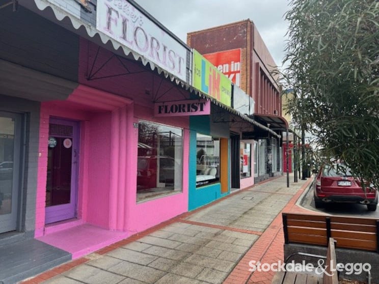 Click to view all images 203 Commercial Road Morwell VIC 3840 - Image 1
