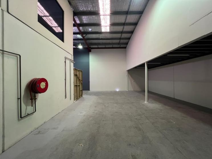 Click to view all images Unit 4/16 Weld Street Prestons NSW 2170 - Image 3
