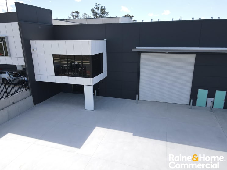 Click to view all images Unit 1/34 Flood Street Oran Park NSW 2570 - Image 3