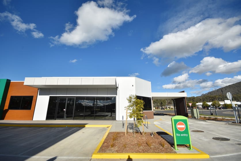 Click to view all images 4 Glenwood Boulevard Baranduda VIC 3691 - Image 2