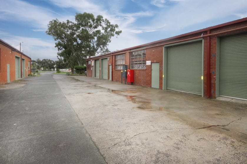 Click to view all images 3/229 Colchester Road Kilsyth VIC 3137 - Image 2