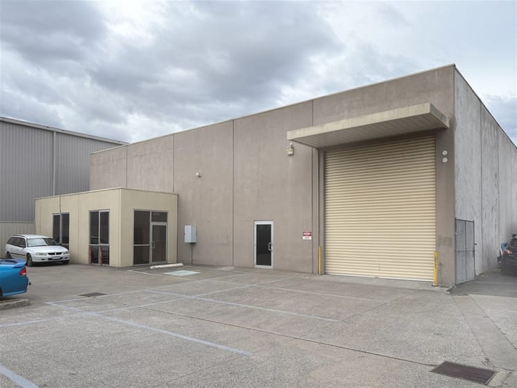 2/120 Canterbury Road Bayswater North VIC 3153 - Image 1