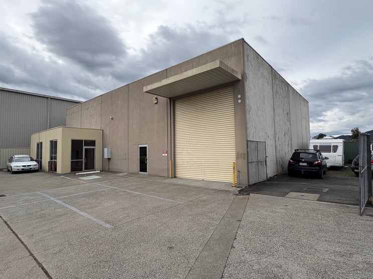 2/120 Canterbury Road Bayswater North VIC 3153 - Image 3