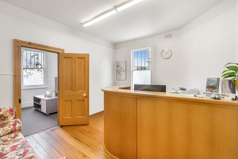 Click to view all images 8a Lefroy Street North Hobart TAS 7000 - Image 3