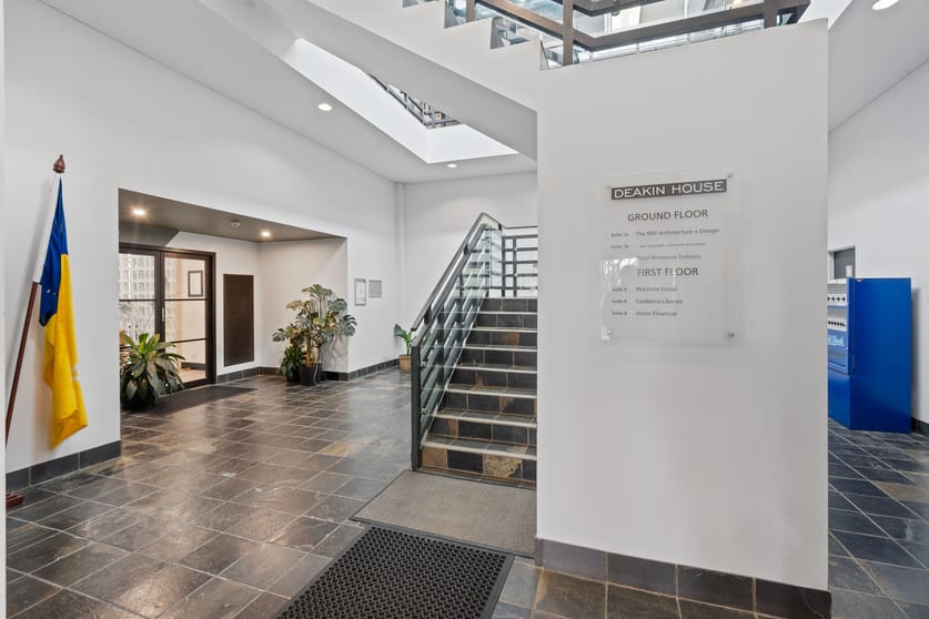 Click to view all images Level 1 Unit 5/50 Geils Court Deakin ACT 2600 - Image 2