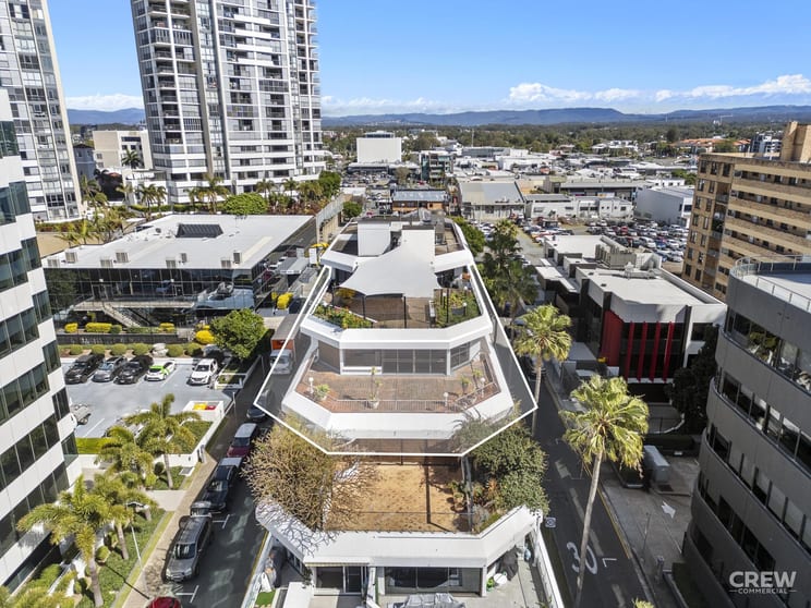 Click to view all images 12/66 Marine Parade Southport QLD 4215 - Image 2