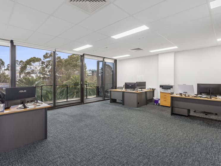 Click to view all images 1.12/29-31 Lexington Drive Bella Vista NSW 2153 - Image 2