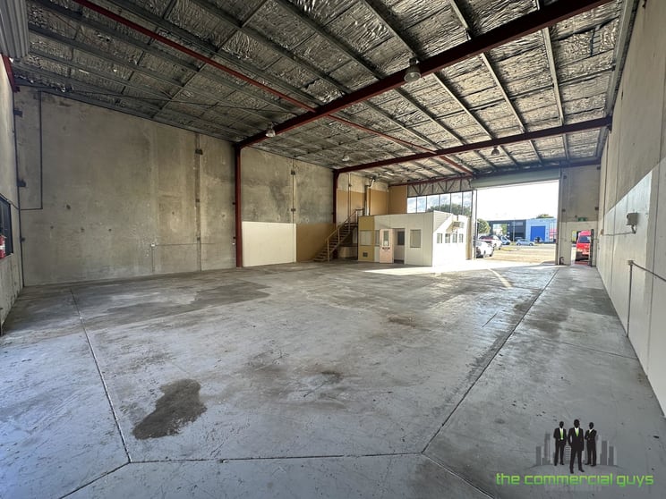 Click to view all images U2, 1/8-10 Boeing Pl Caboolture QLD 4510 - Image 1