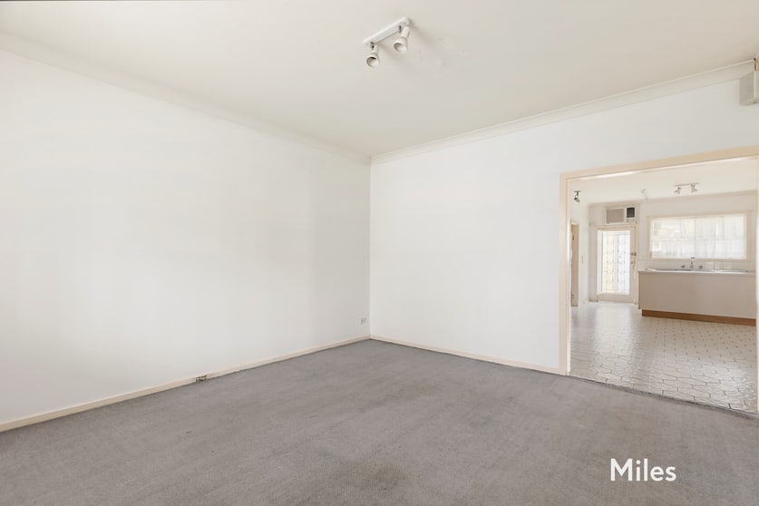 Click to view all images 253 Waterdale Road Ivanhoe VIC 3079 - Image 2