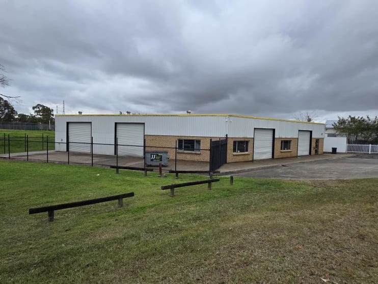 Click to view all images 25 Westcombe Street Darra QLD 4076 - Image 1