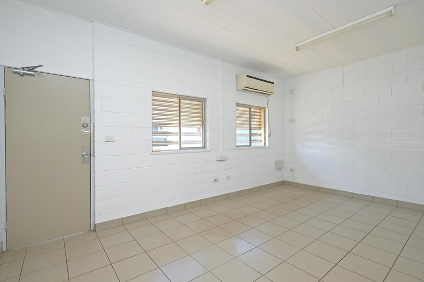 11/111 Coonawarra Road Winnellie NT 0820 - Image 2