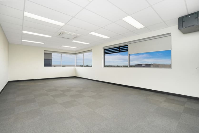 Unit 8/11 Miles Road Berrimah NT 0828 - Image 2