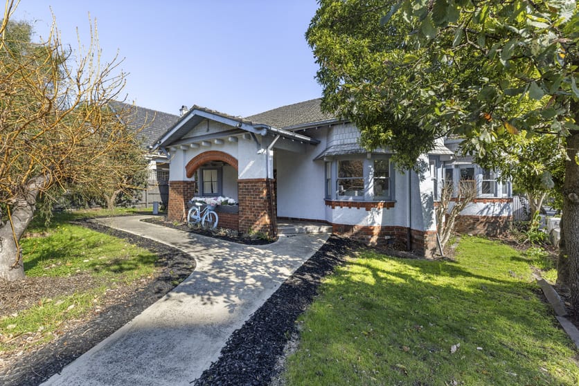Click to view all images 673 Burke Road Camberwell VIC 3124 - Image 1
