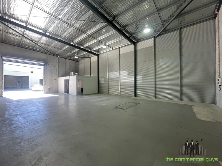 Click to view all images 15A/10-12 Cerium St Narangba QLD 4504 - Image 3