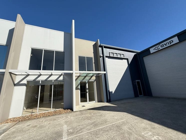 Click to view all images Unit 30/75 Waterway Drive Coomera QLD 4209 - Image 2