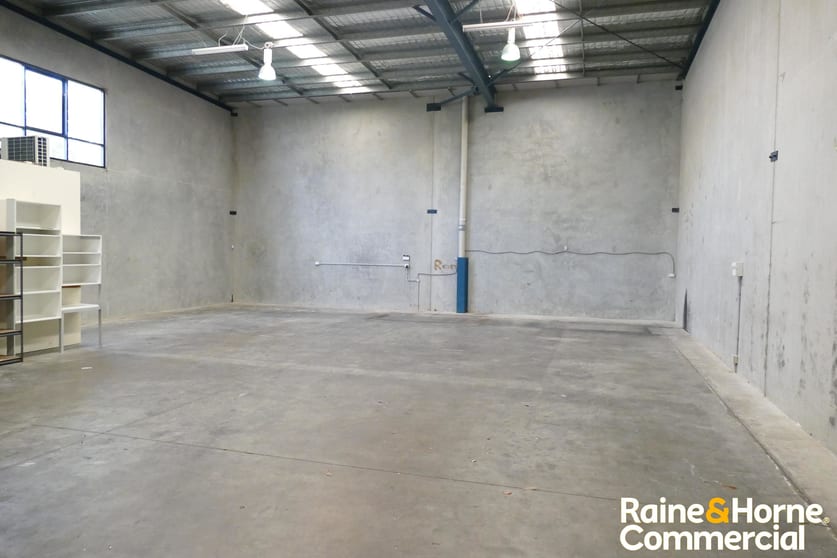 Click to view all images Ingleburn NSW 2565 - Image 3
