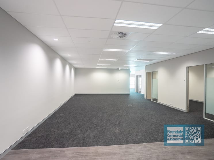 Click to view all images Suite 6/253 Leitchs Rd Brendale QLD 4500 - Image 3