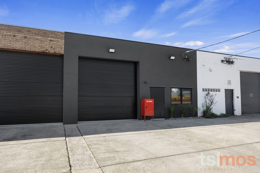 Click to view all images 16 Percy Street Mordialloc VIC 3195 - Image 3