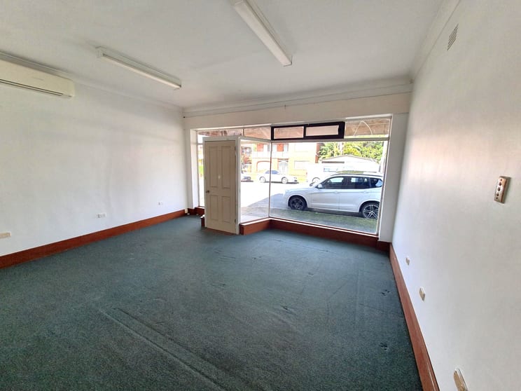 1/99 RAILWAY PDE Mortdale NSW 2223 - Image 2