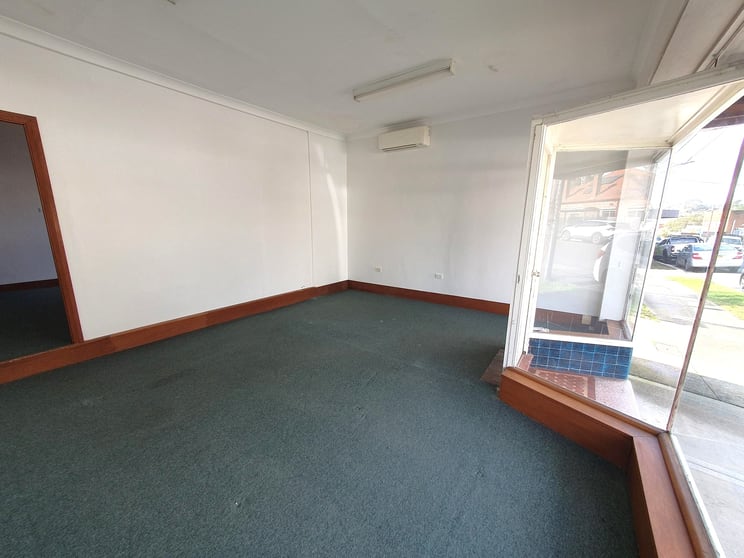 1/99 RAILWAY PDE Mortdale NSW 2223 - Image 3