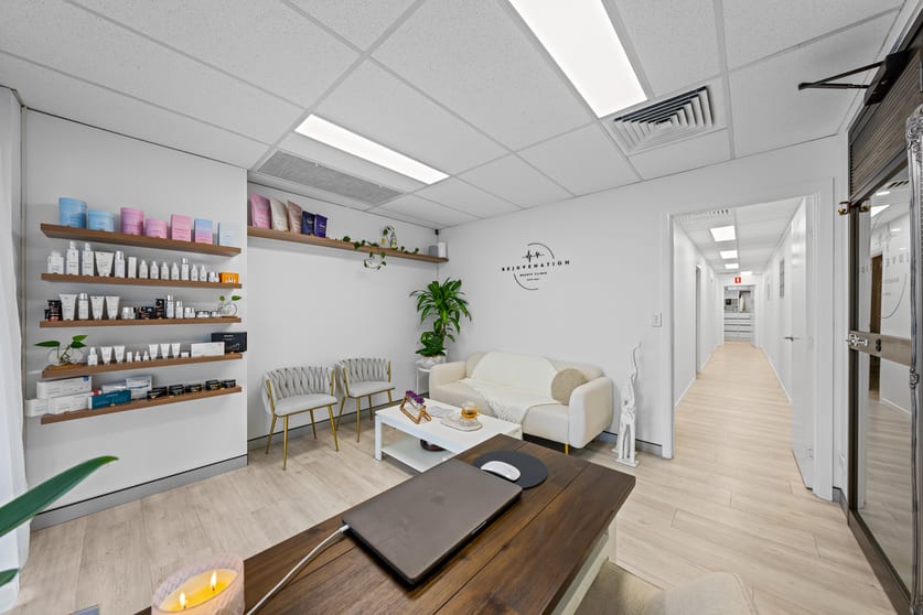 Click to view all images 2/40 Annerley Road Woolloongabba QLD 4102 - Image 1