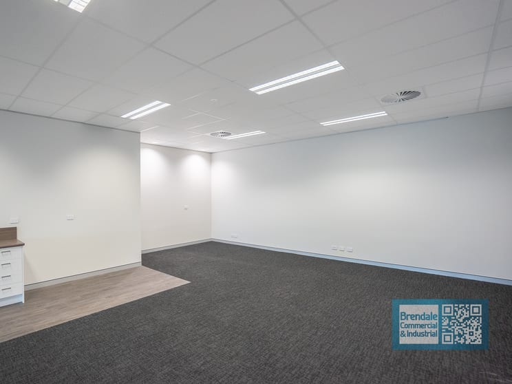 Click to view all images Suite 5/253 Leitchs Rd Brendale QLD 4500 - Image 2